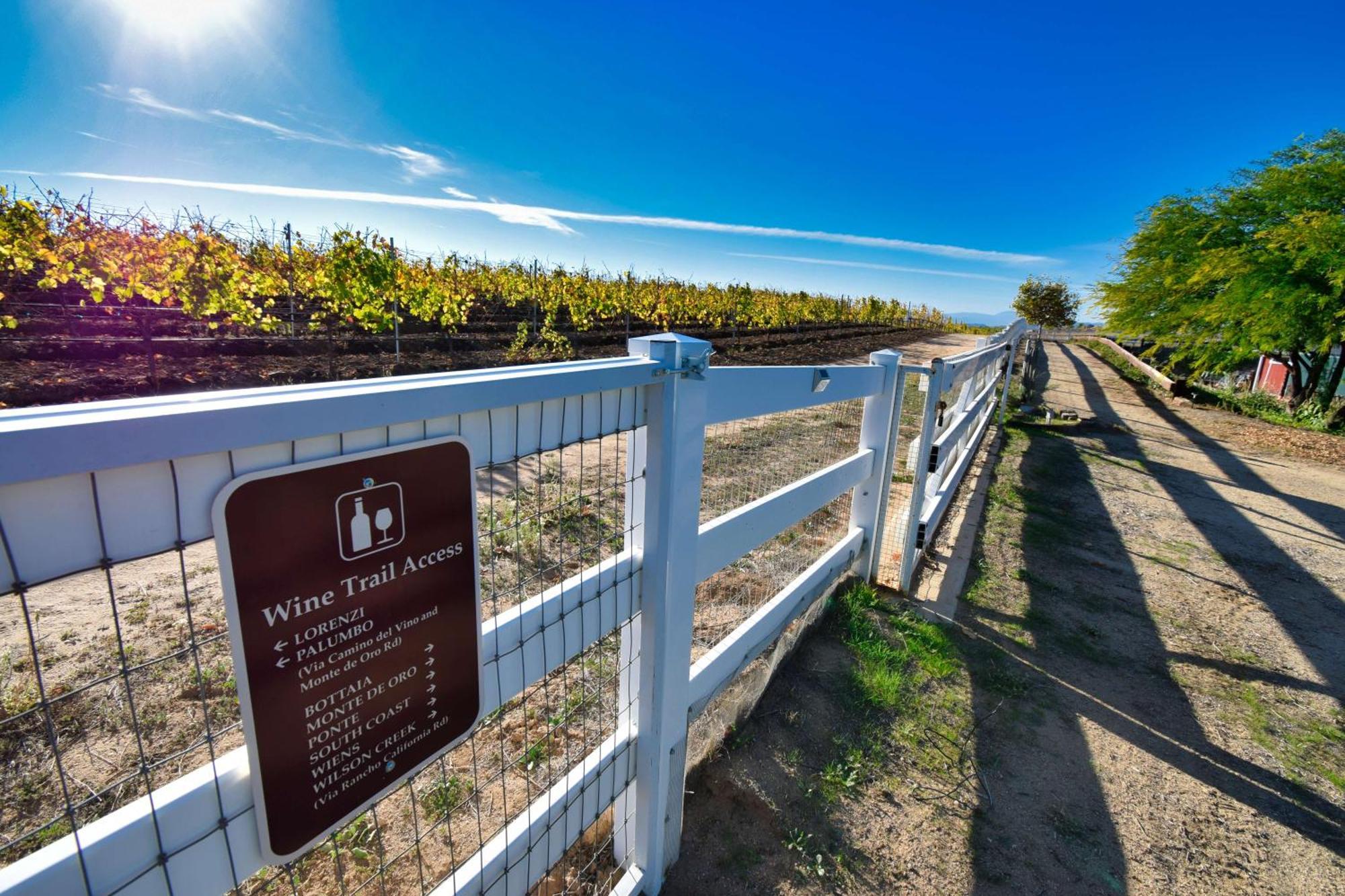 Peppertree Lane Ranch -- Seven-Acre Ranch In The Heart Of Wine Country Hotel Temecula Kültér fotó