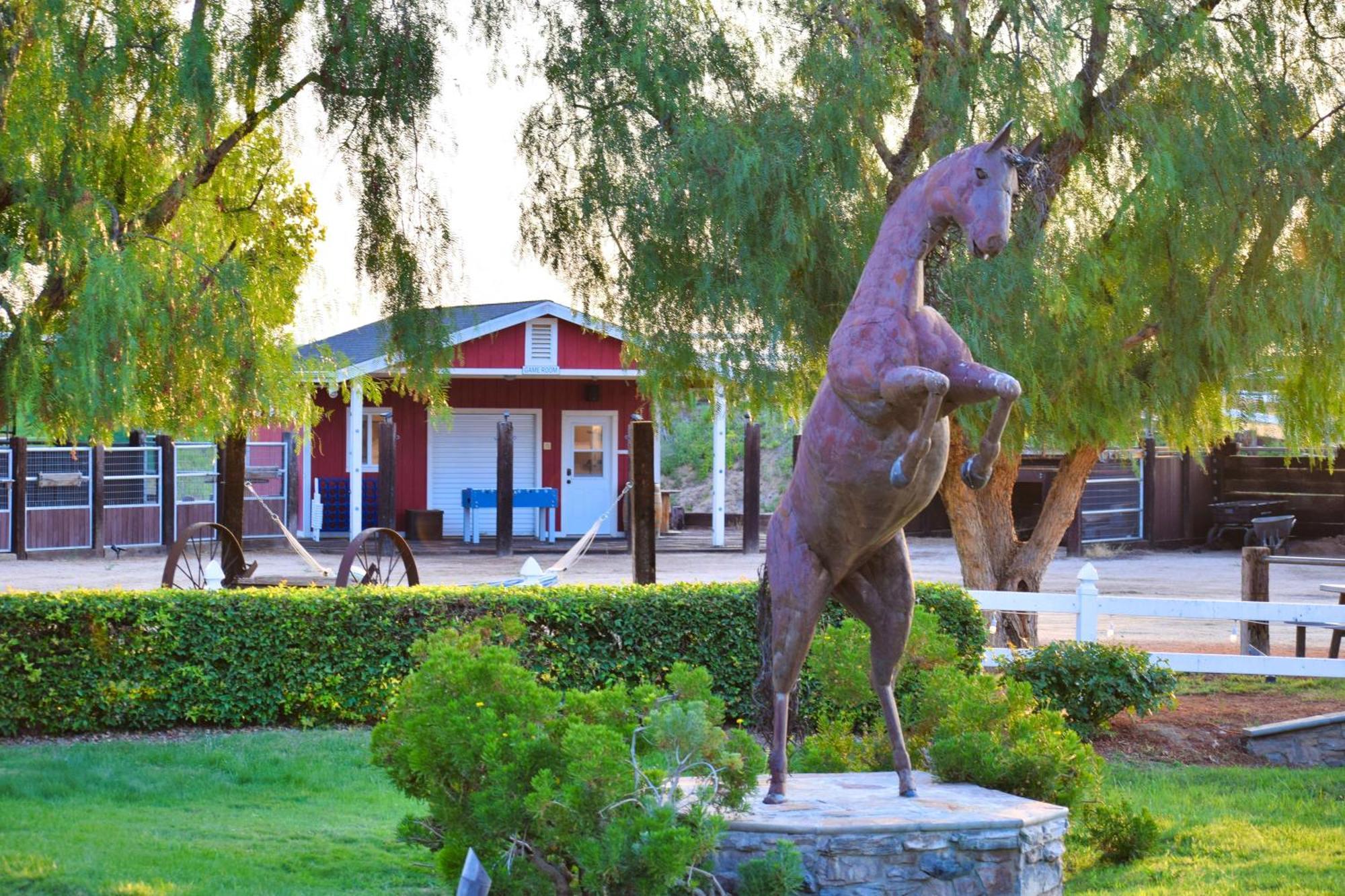 Peppertree Lane Ranch -- Seven-Acre Ranch In The Heart Of Wine Country Hotel Temecula Kültér fotó