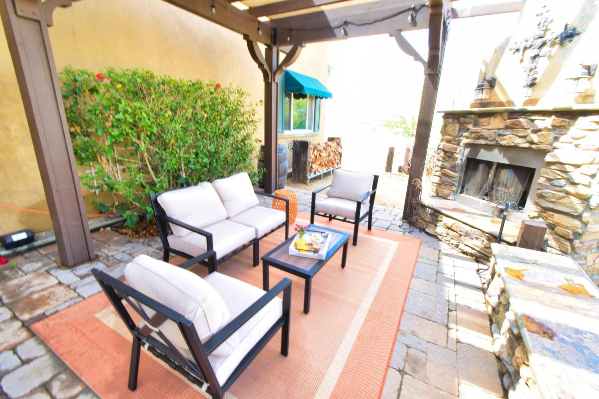 Peppertree Lane Ranch -- Seven-Acre Ranch In The Heart Of Wine Country Hotel Temecula Kültér fotó
